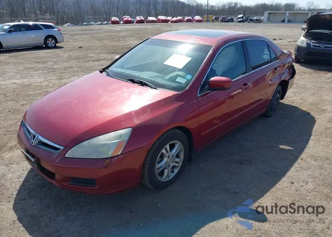 2007 Honda Accord 2.4 Ex из США, поврежденный, VIN 1HGCM56857A105649